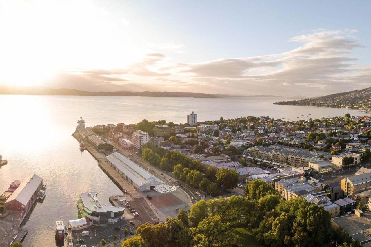 The Tasman, A Luxury Collection Hotel, ホバート エクステリア 写真 Aerial view of the station